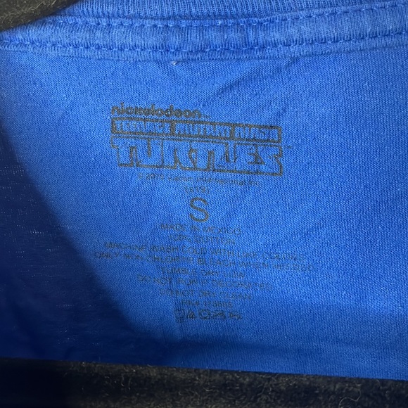 Used TMNT Small T-shirt - Picture 3 of 3